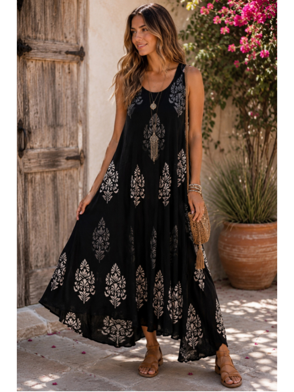 Women's Rhea Black and White Floral Print Maxi Dress Size osfm